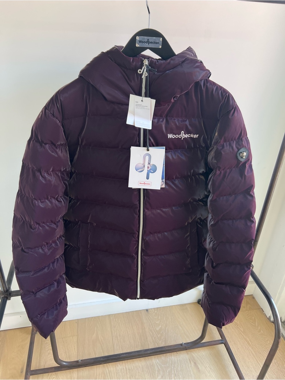 MENS WOODPECKER PUFFER COAT M NWT